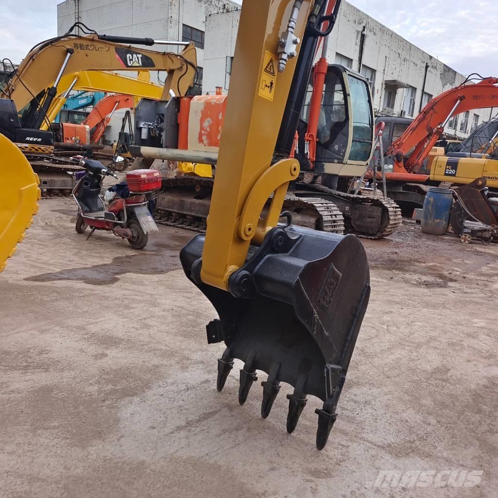 CAT 305.5 E2 Miniescavadeiras