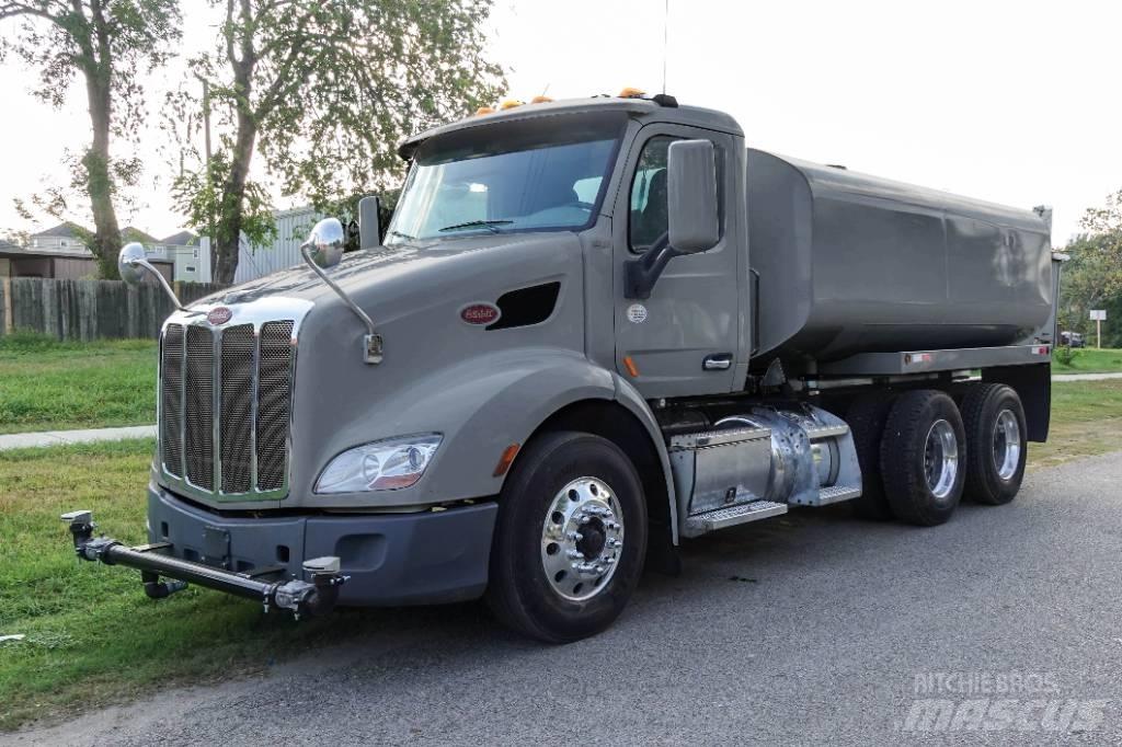 Peterbilt 579 Auto-tanques