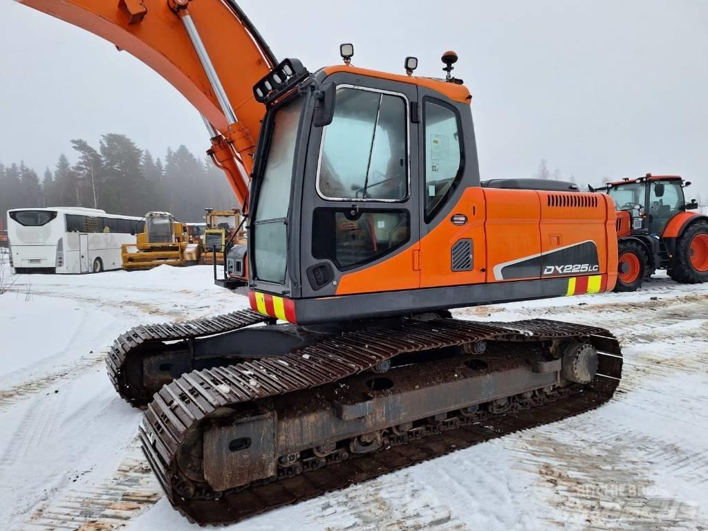Doosan DX 225 LC Escavadeiras de esteiras