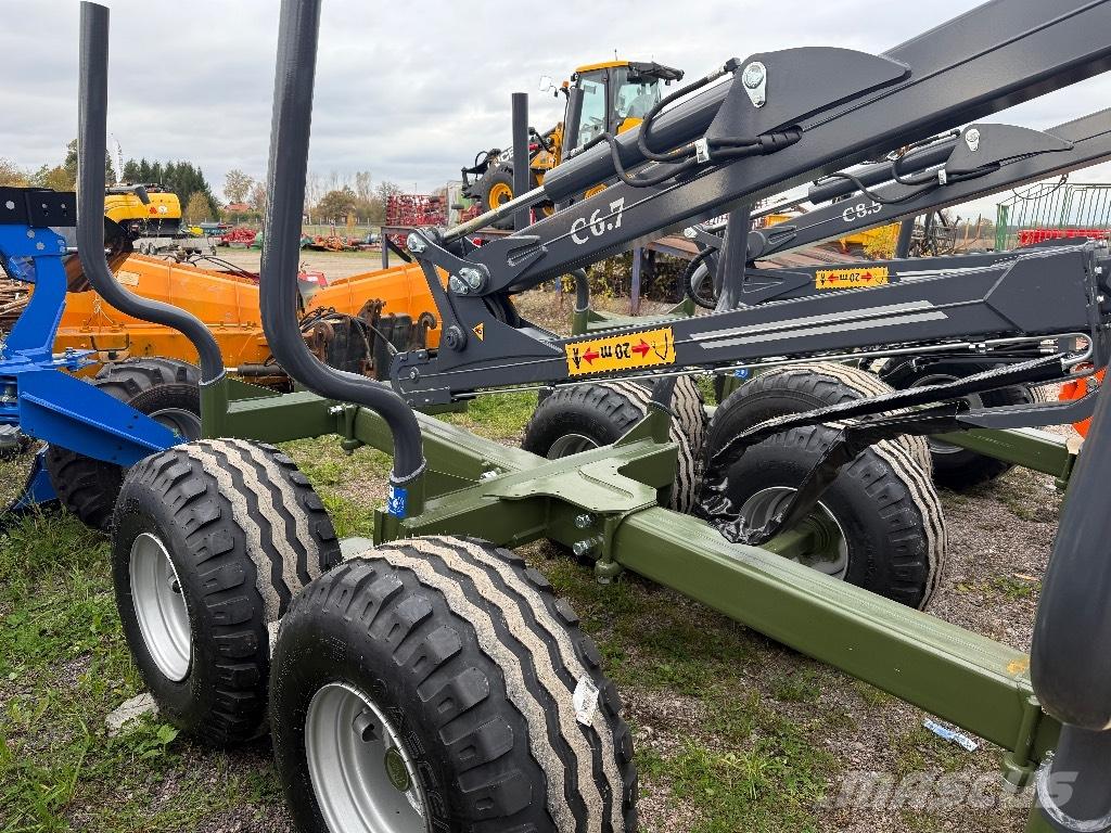 Farma T9 DS 6,7 kran Reboques Florestais