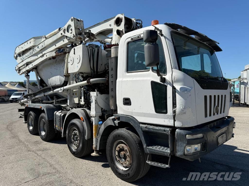 Astra Betonpompa Caminhões de betonagem