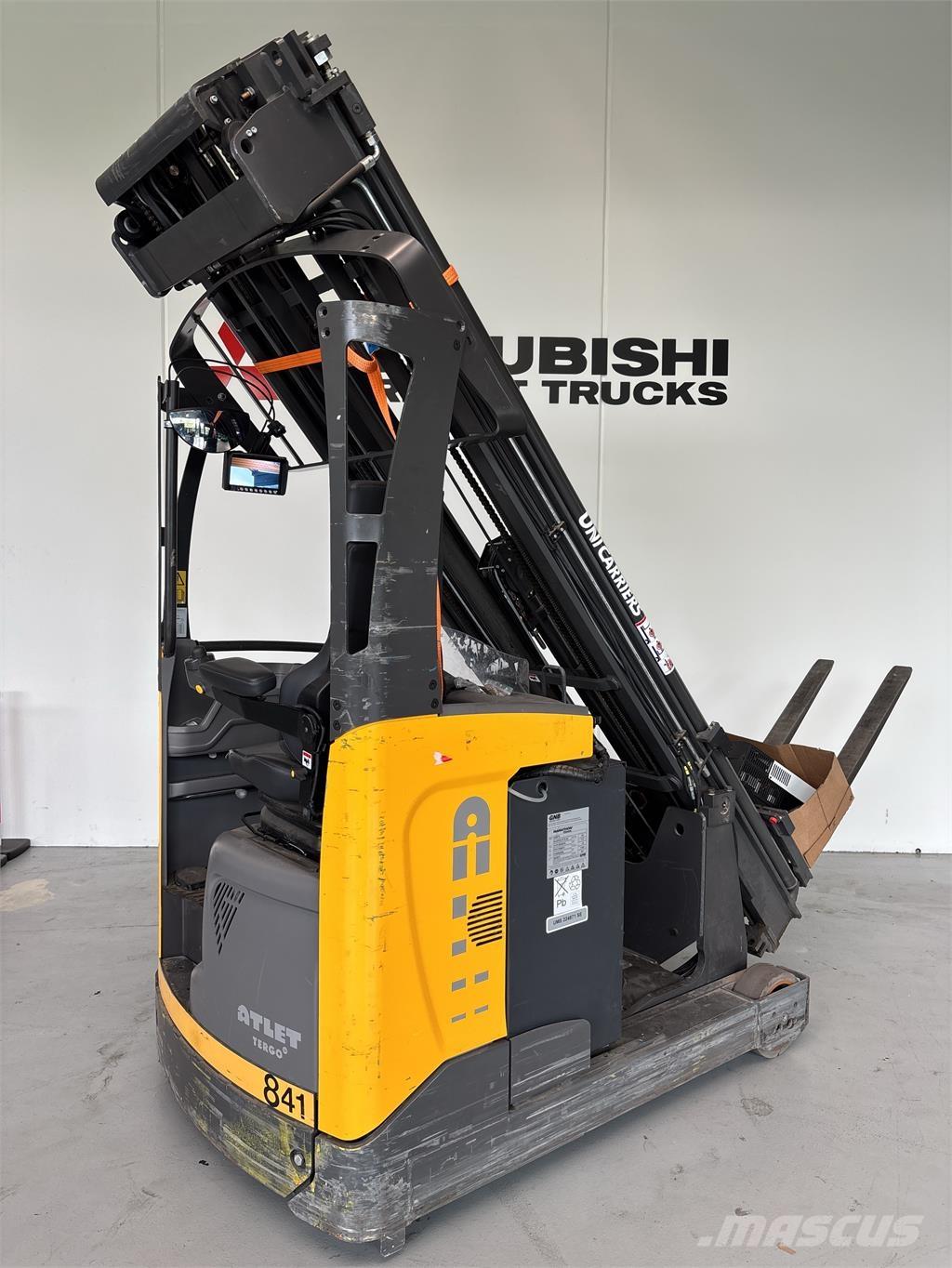 Atlet UMS200 Empilhadores Elevadores