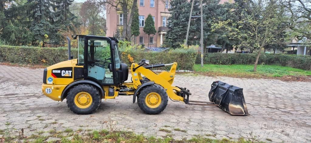 CAT 906 Carregadeiras de rodas
