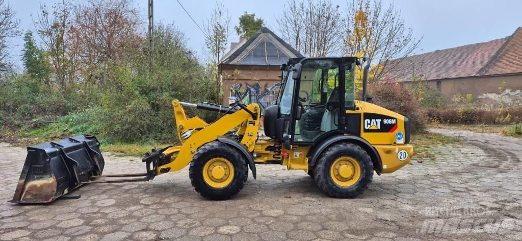 CAT 906 Carregadeiras de rodas