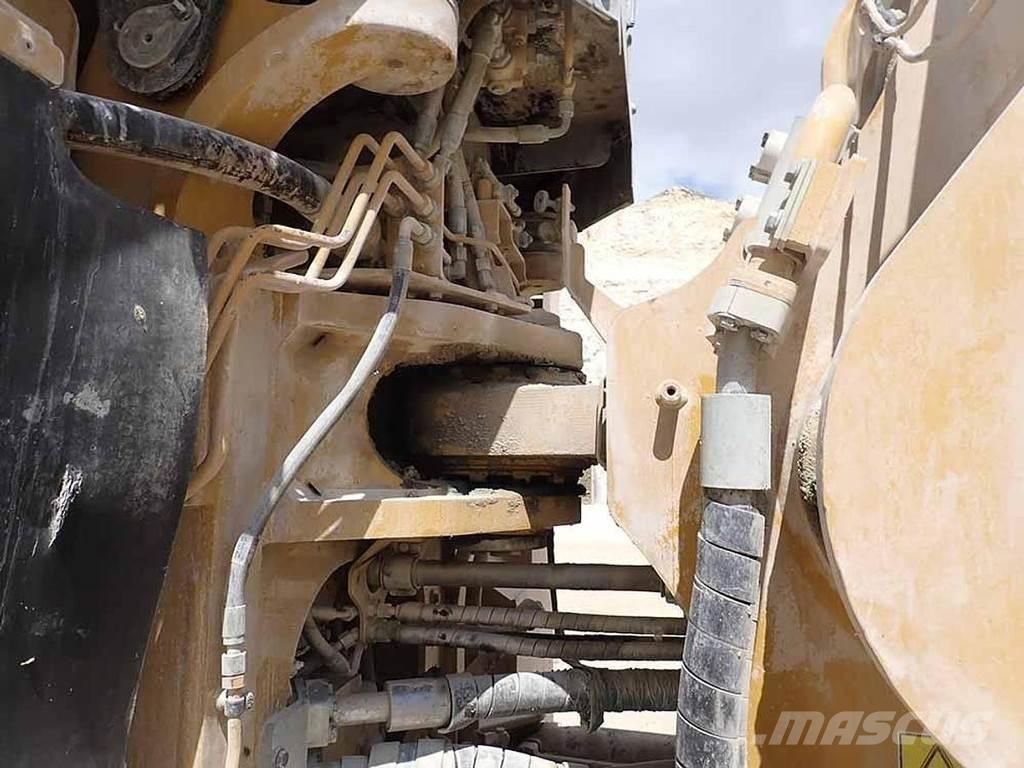 CAT 988K Carregadeiras de rodas