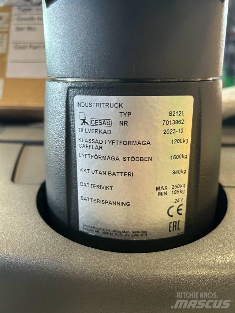 Cesab S 212 L Empilhador para operador externo