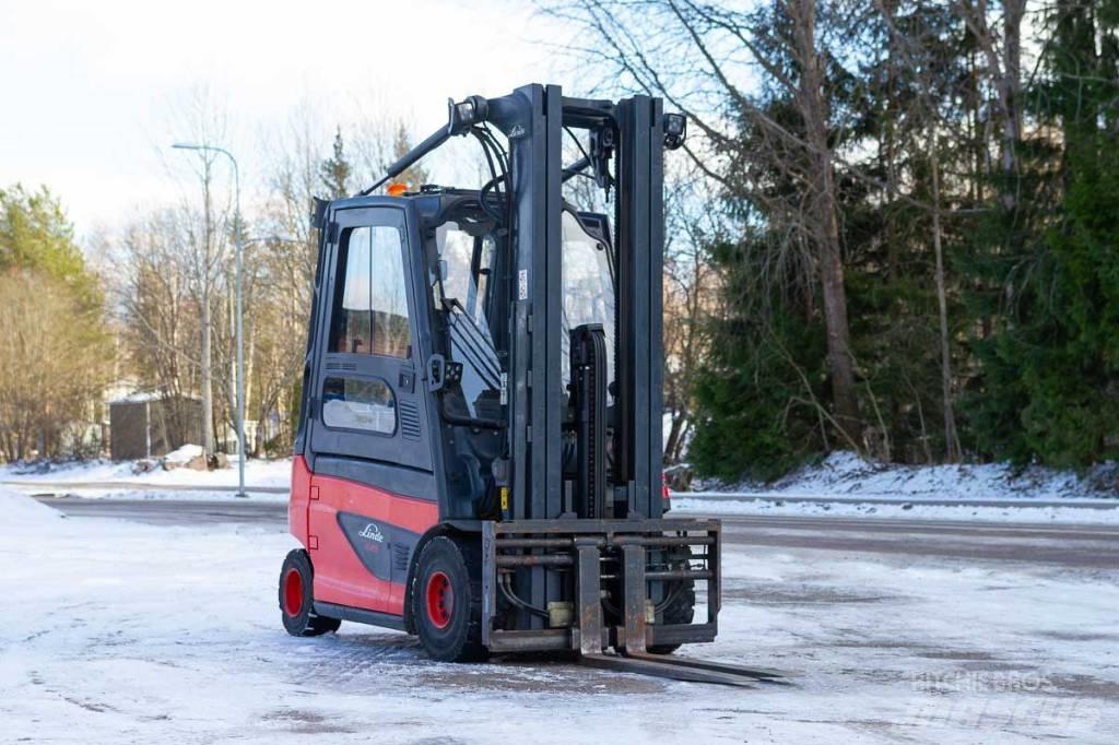 Linde E 25 Empilhadores eléctricos