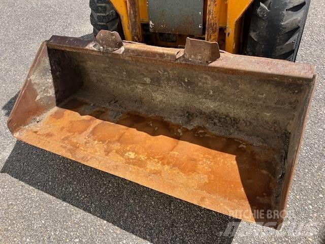 Gehl SL4240 Minicarregadeiras