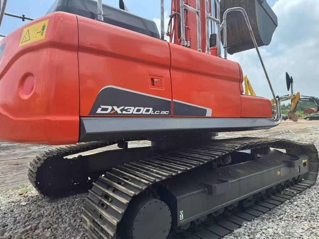 Doosan DX300-9C Escavadeiras de esteiras