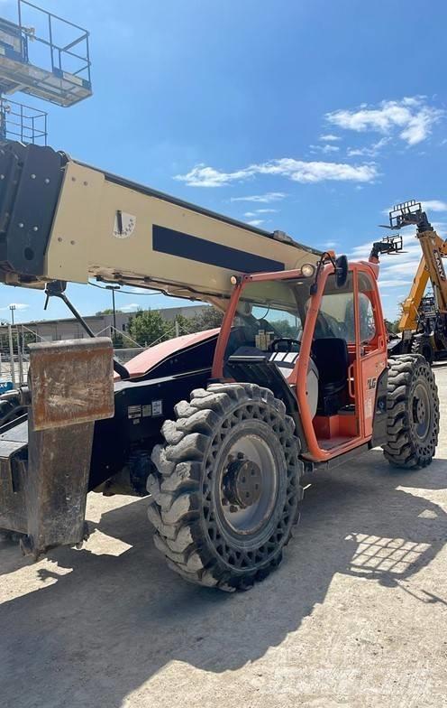 JLG 1055 Manipulador telescópico