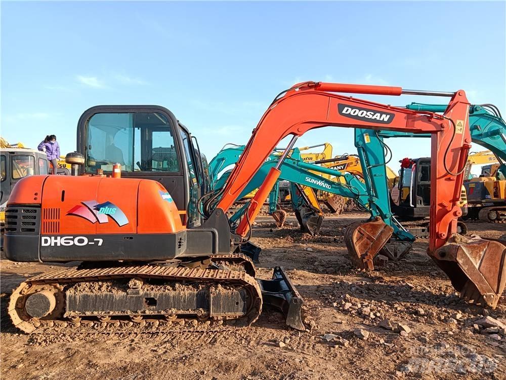 Doosan DH60-7 Escavadeiras de esteiras