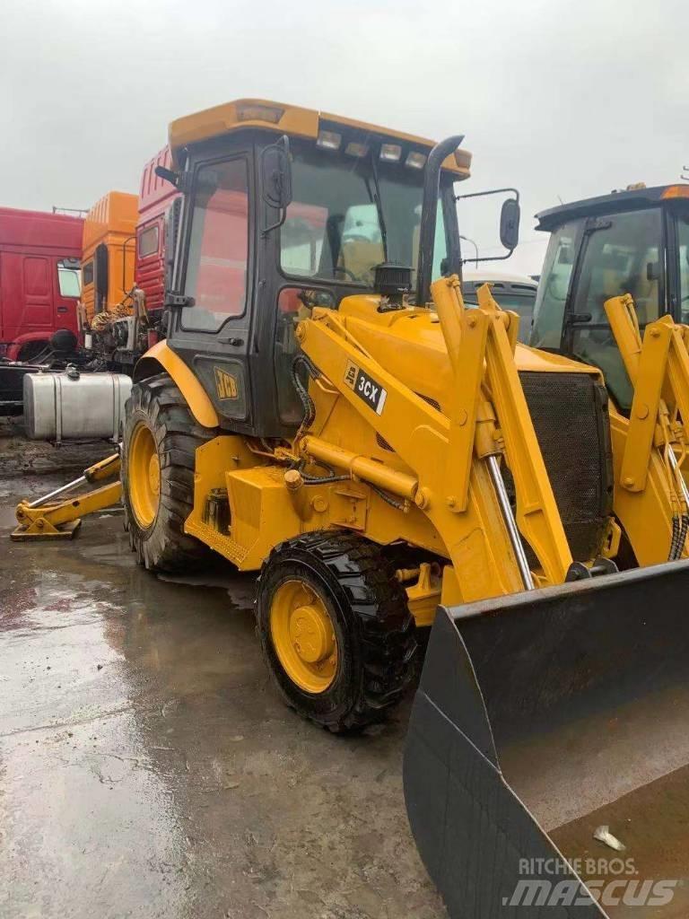 JCB 3 CX Retroescavadeiras