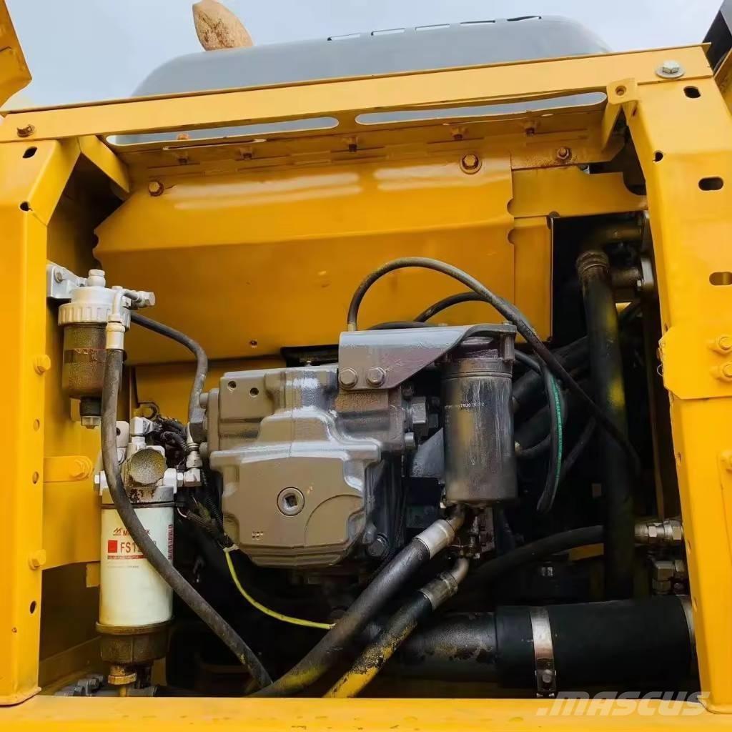 Komatsu PC 200 Escavadeiras de esteiras