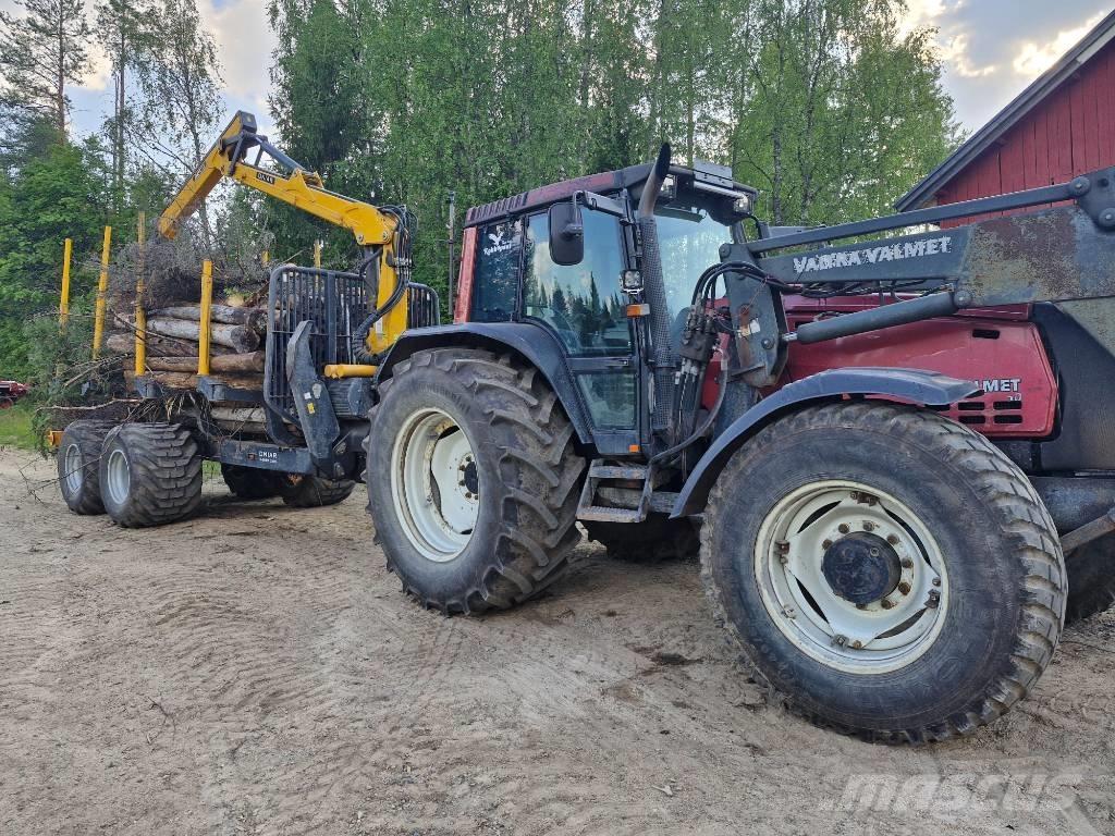 Valtra 8450 Hitech Tratores Agrícolas usados