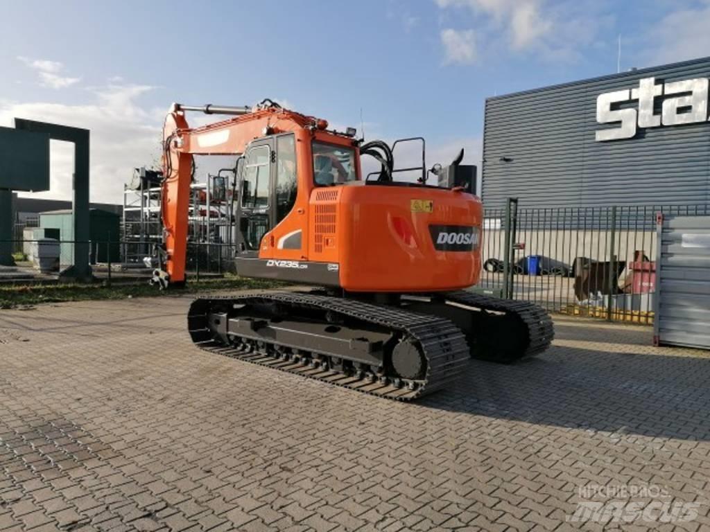Doosan DX 235 LCR-5 Escavadeiras de esteiras