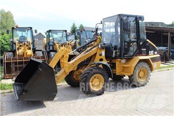 CAT 902 Carregadeiras de rodas