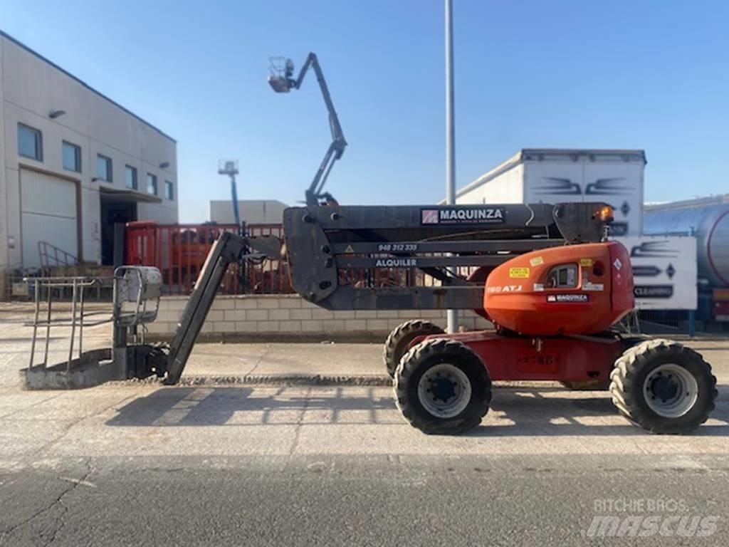 Manitou 160 ATJ Elevadores braços articulados