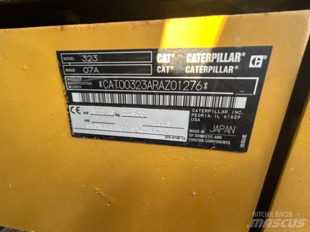 CAT 323 Nextgen Escavadeiras de esteiras