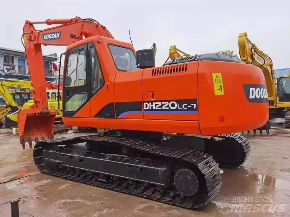 Doosan DH 220 Escavadeiras de esteiras