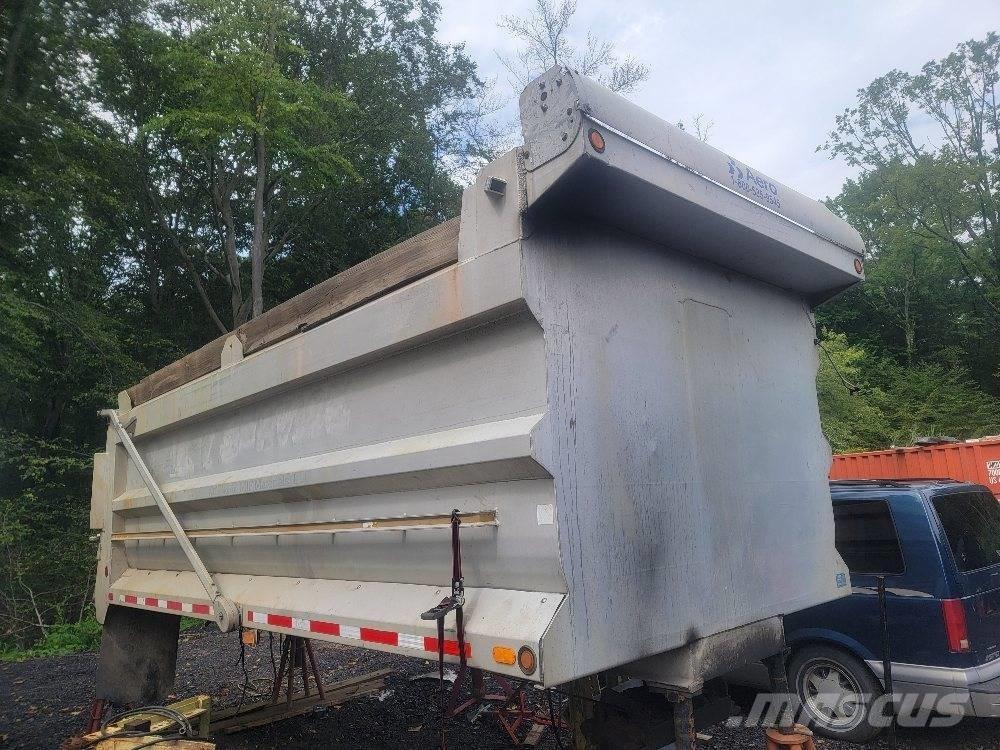  J & J 17' Dump Body Camiões basculantes