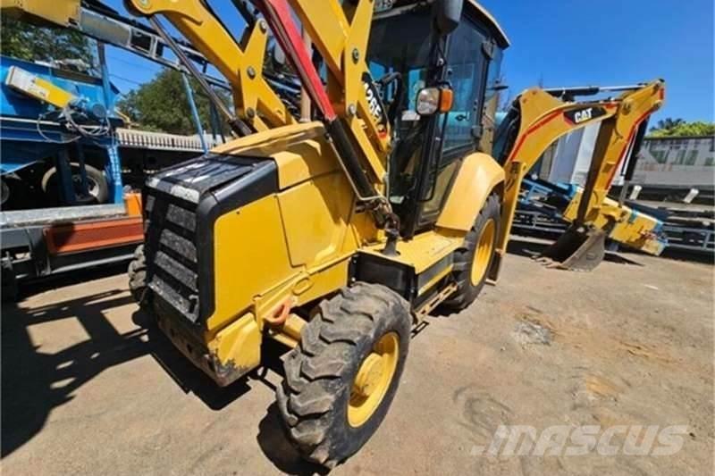 CAT 426F2 TLB Retroescavadeiras