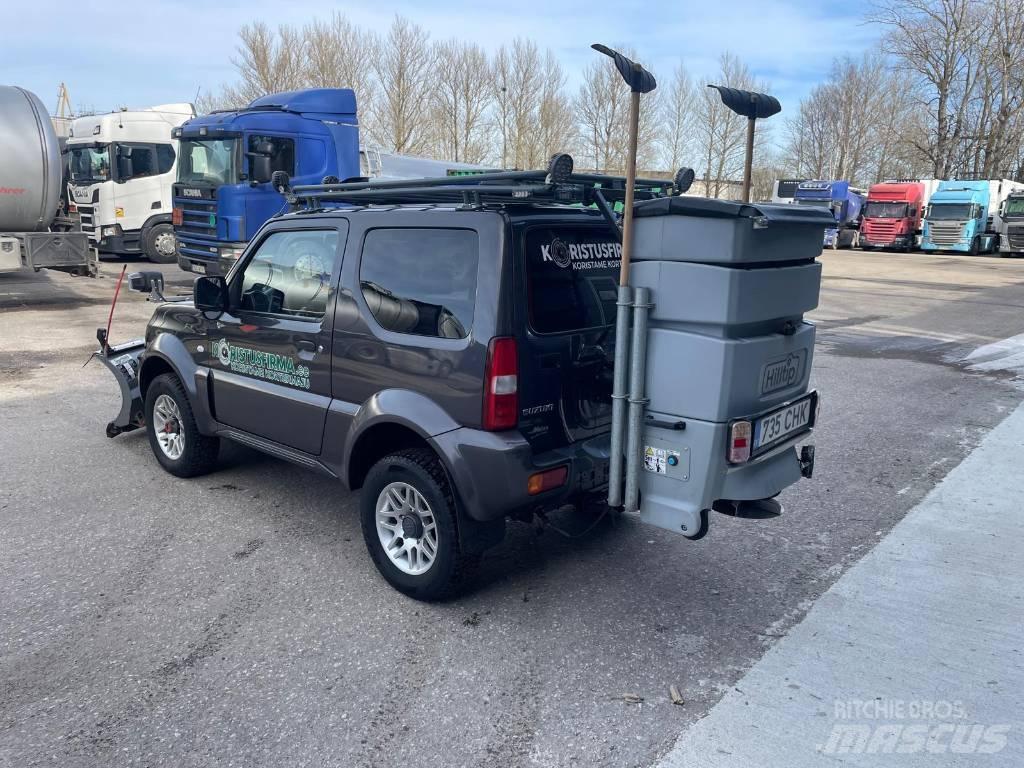 Suzuki Jimny Automóvel
