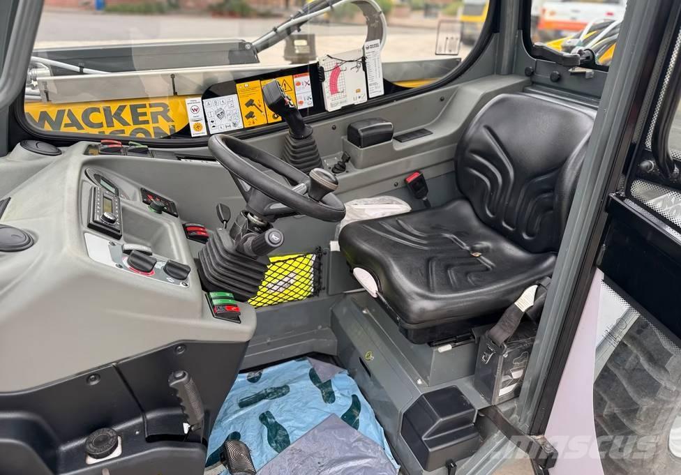 Wacker Neuson TH 522 Manipulador telescópico