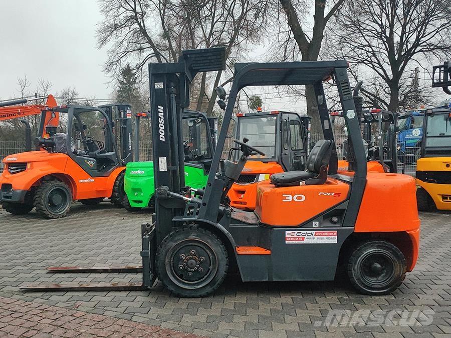 Doosan D30G Empilhadores Diesel
