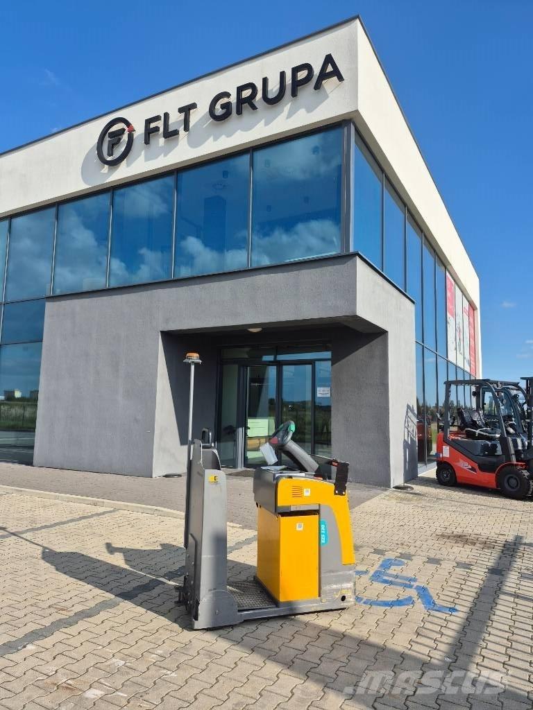 Jungheinrich EZS 130 Tractores de reboque