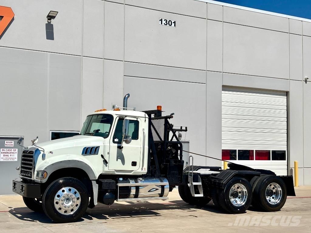 Mack GU713 Camiões de Reciclagem
