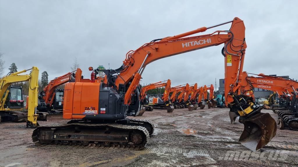 Hitachi ZX225USLC-6 Escavadeiras de esteiras