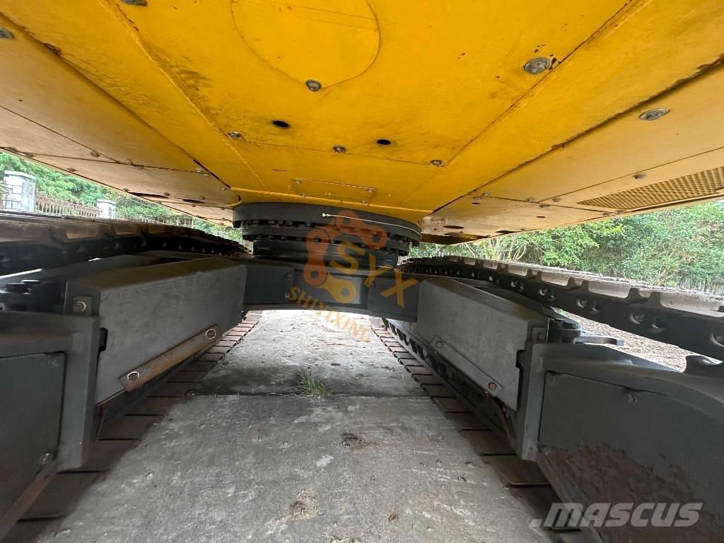 Komatsu PC 450 LC-8 Escavadeiras de esteiras