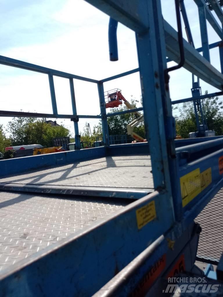 Genie GS 4390 Elevadores de tesoura