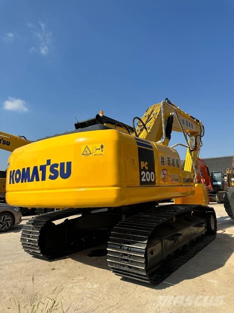 Komatsu PC 200-7 Escavadeiras de esteiras