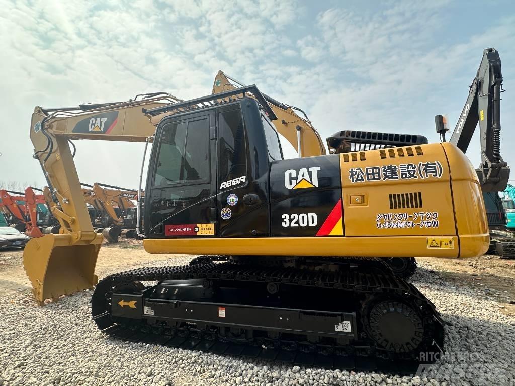 CAT 320 D Escavadoras Midi 7t - 12t