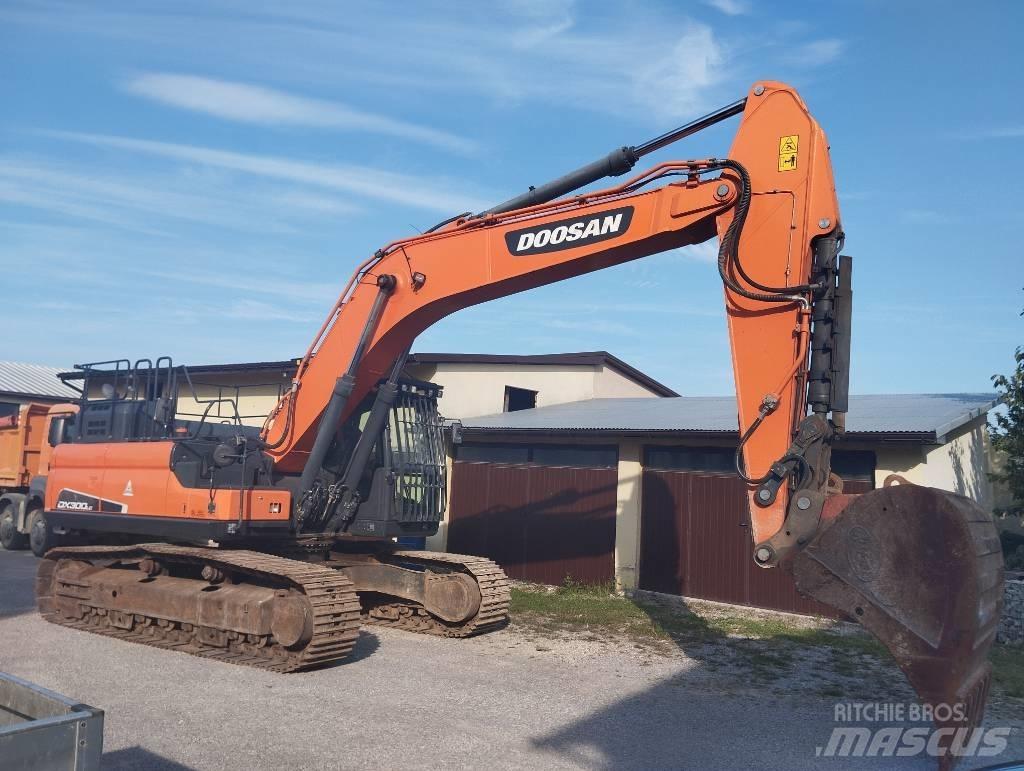 Doosan DX 300 LC Escavadeiras de esteiras