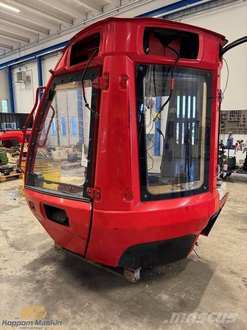 Komatsu 951 Cabina