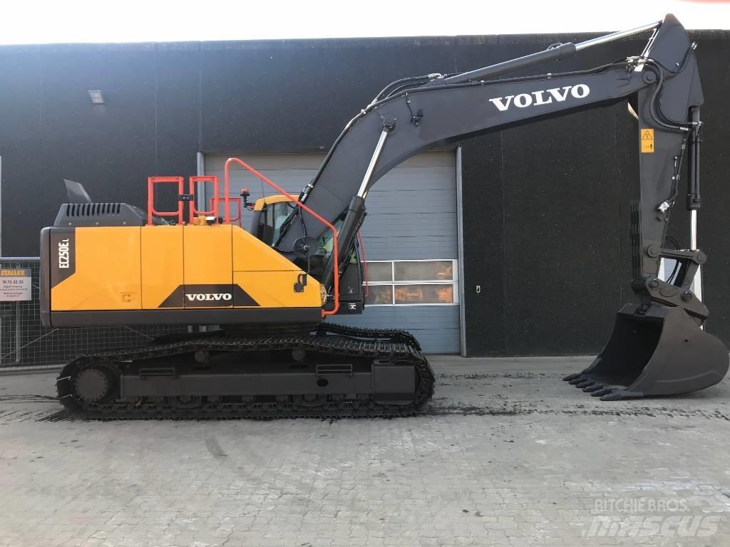 Volvo EC250E L Escavadeiras de esteiras