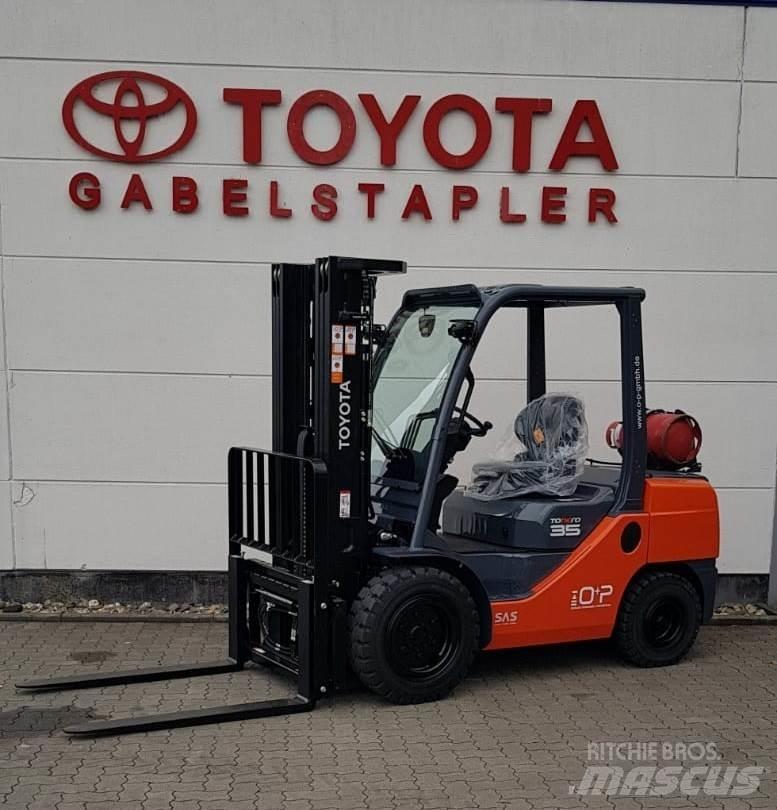Toyota 02-8FGJF35 Empilhadores a gás