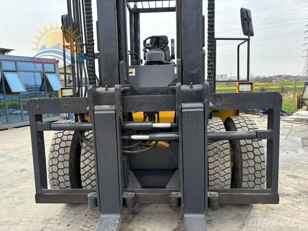 Komatsu FD 200 Empilhadores Diesel
