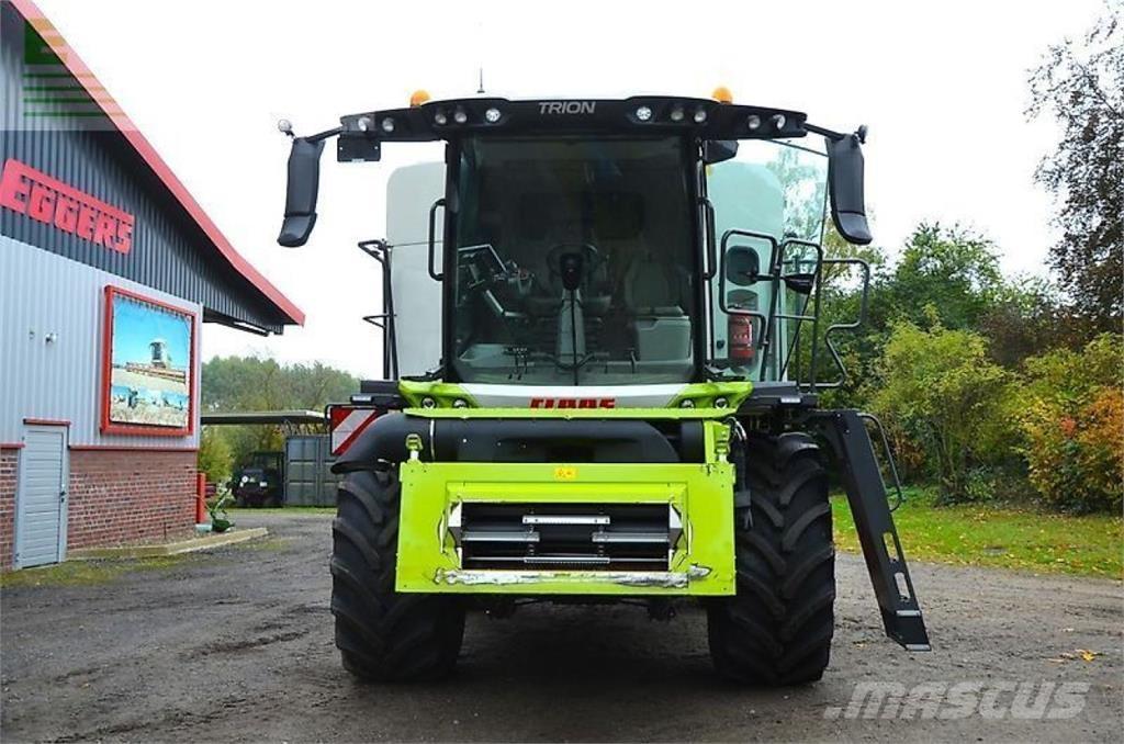CLAAS trion 730 Ceifeiras debulhadoras
