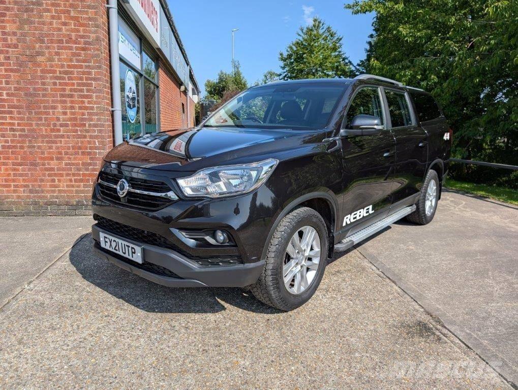 Ssangyong Musso Automóvel