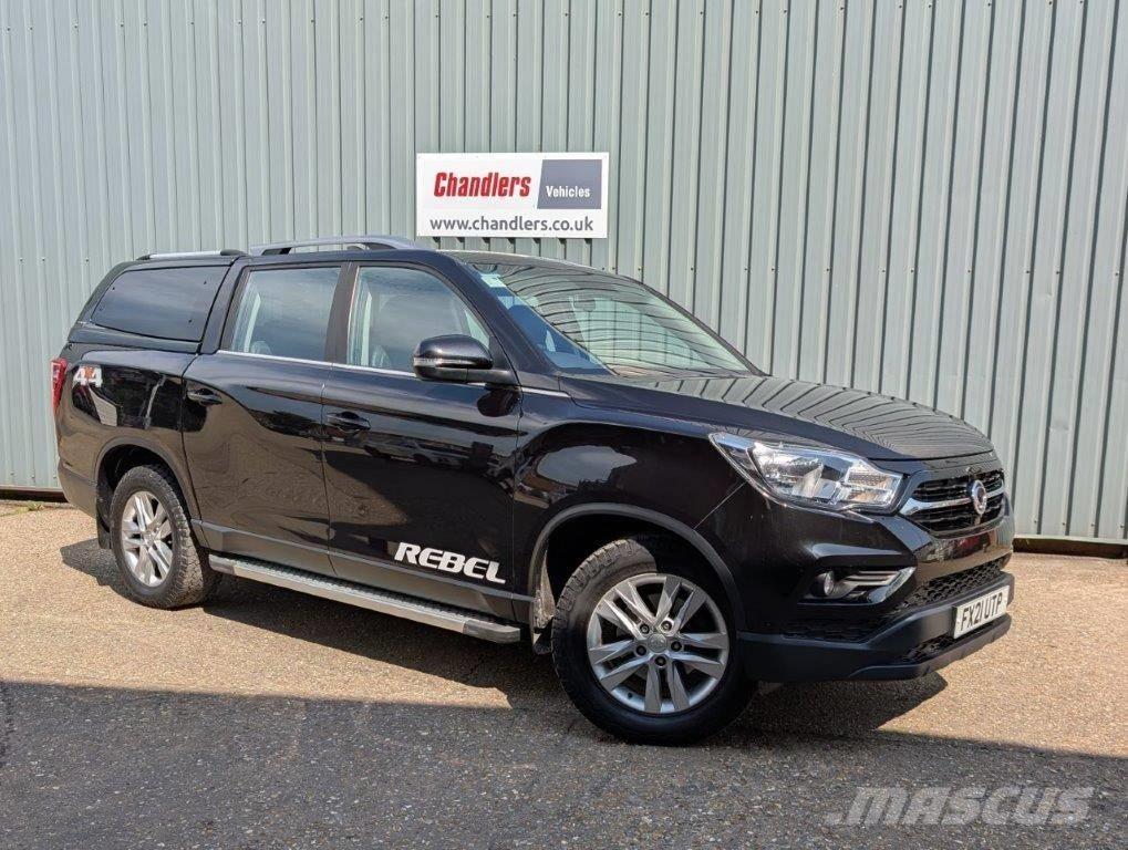 Ssangyong Musso Automóvel