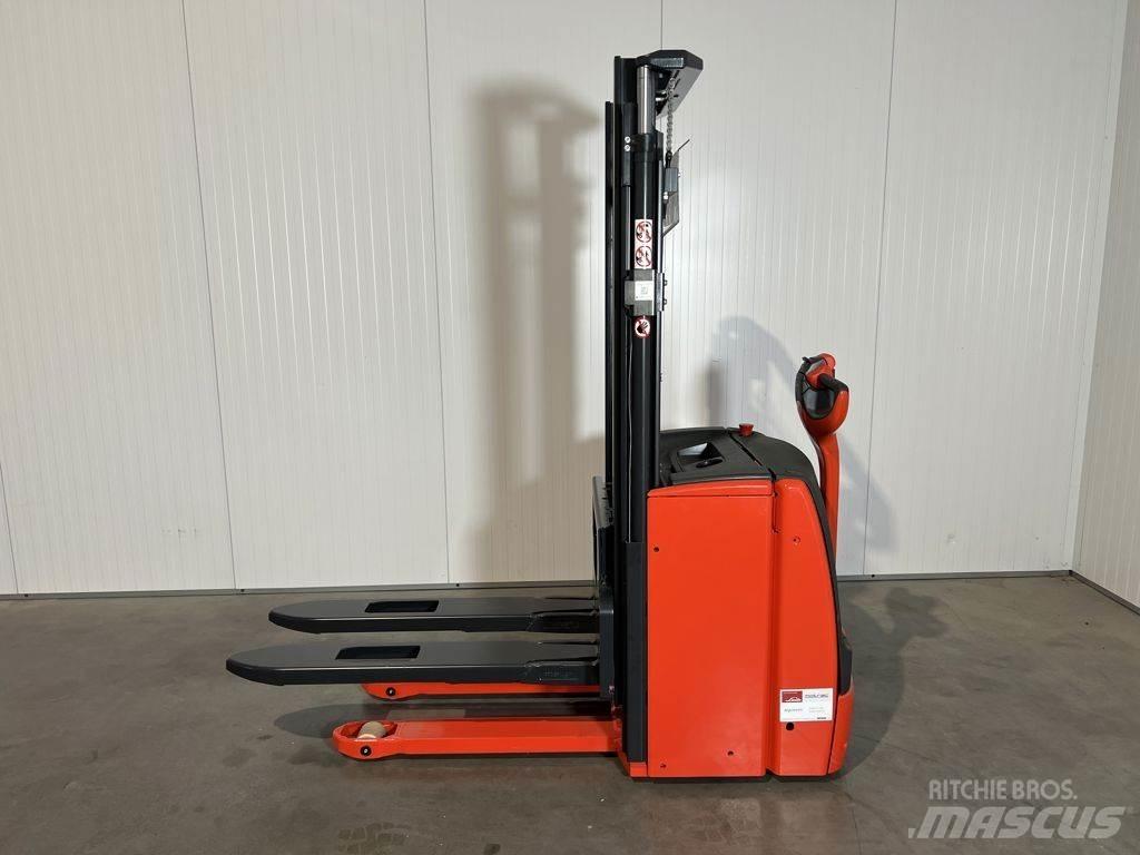 Linde L14 Empilhador para operador externo