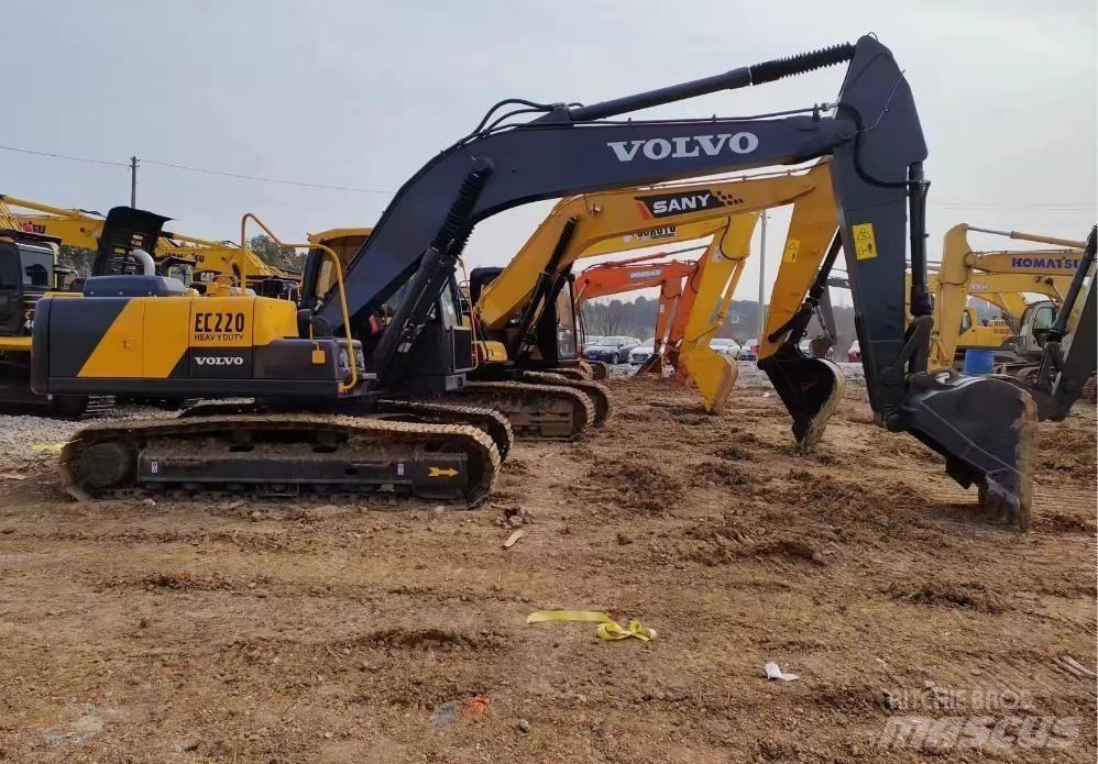 Volvo EC 220 Escavadeiras de esteiras