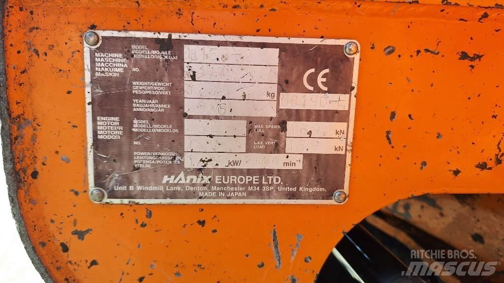 Hanix H15B-2 Miniescavadeiras