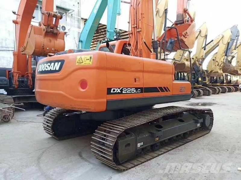 Doosan dx225 Escavadeiras de esteiras