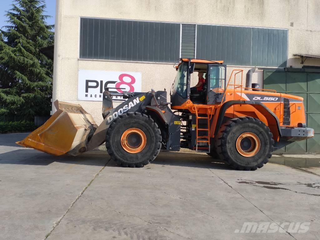 Develon DL 550-5 Carregadeiras de rodas