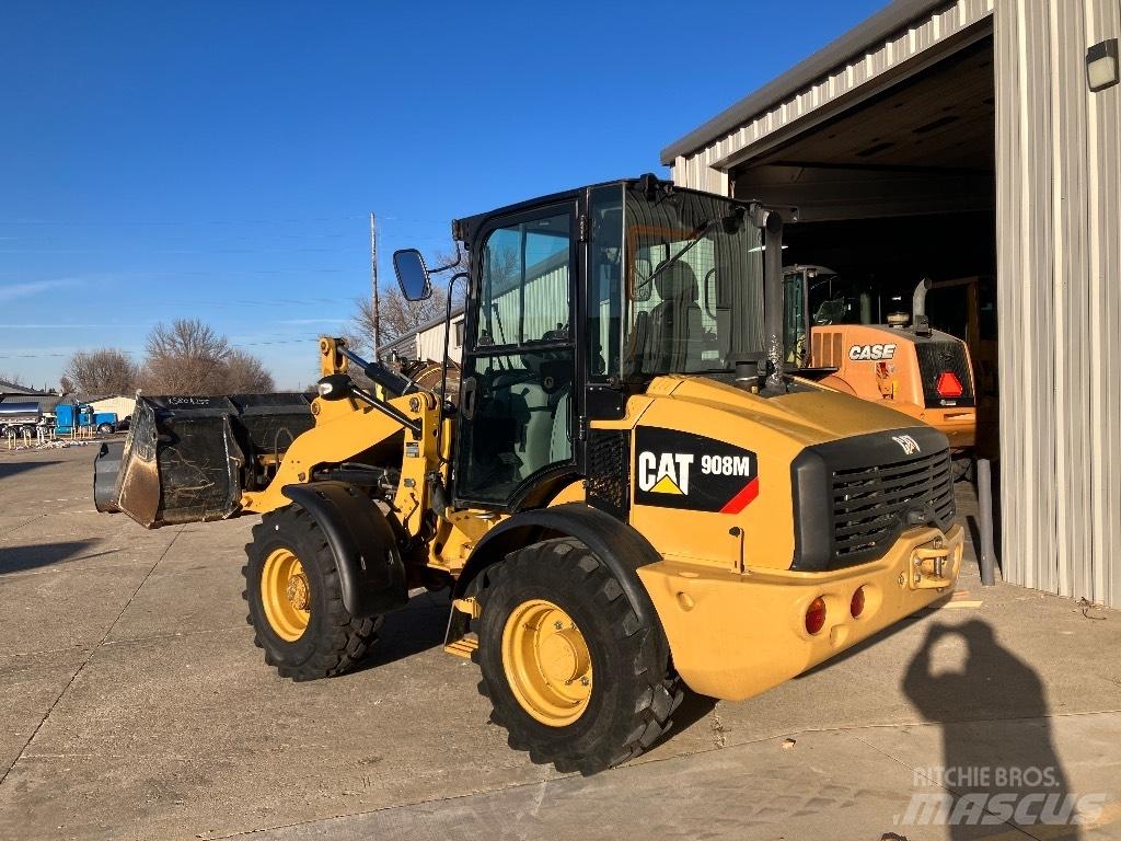 CAT 908m Carregadeiras de rodas
