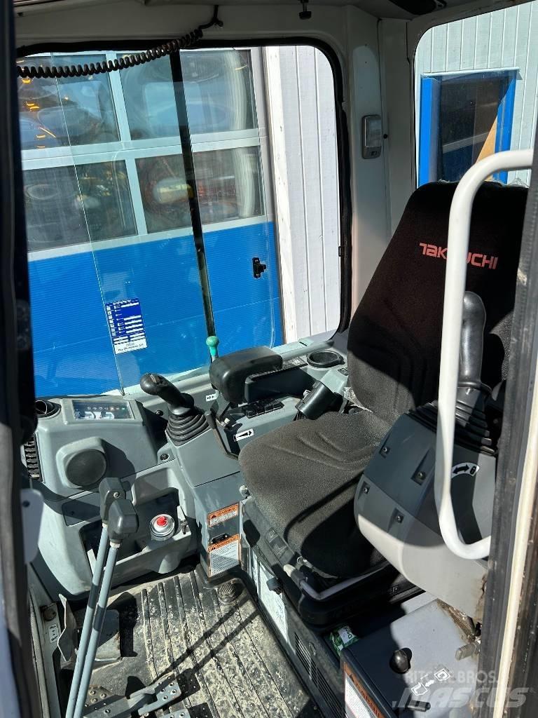 Takeuchi TB 235 Miniescavadeiras